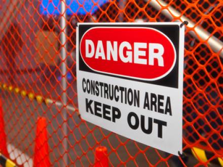 Aurora, IL construction accident lawyer